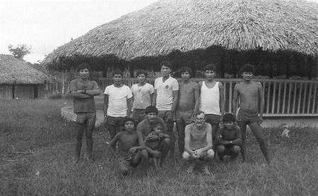 Dois mil índios waimiri-atroari contrários à rodovia desapareceram durante regime militar no Brasil