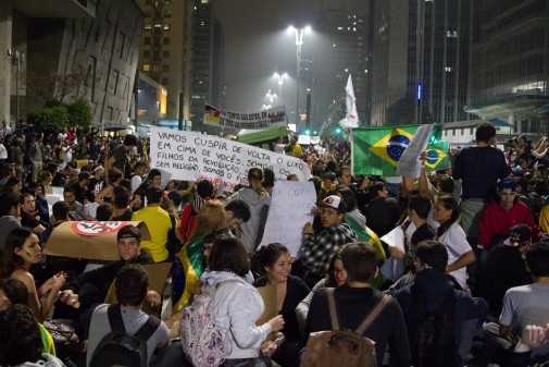 Manifestação na Avenida Paulista dia 20 de junho de 2013. Foto: Marcos Santos/USP Imagens