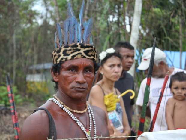 Cacique mura disse que os índios têm direito às terras (Foto: Girlene Medeiros / G1 AM)