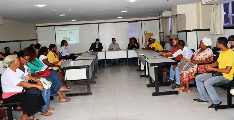 Além de representantes dos governos Federal e Estadual, estiveram presentes na segunda Mesa integrantes da AATR, Conaq, CDC – Foto: Ascom Incra/BA