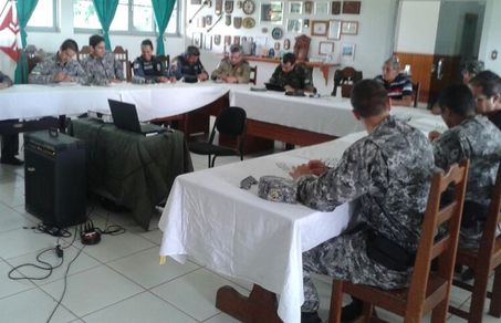 Comandantes-reuniram-discutir-estrategias-indigena_ACRIMA20131228_0008_23