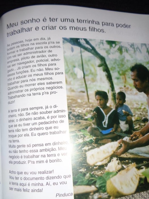  Imagem de post no Facebook da Creche Oka Katuana. Trecho de depoimento de Seu Pinduca em livro.