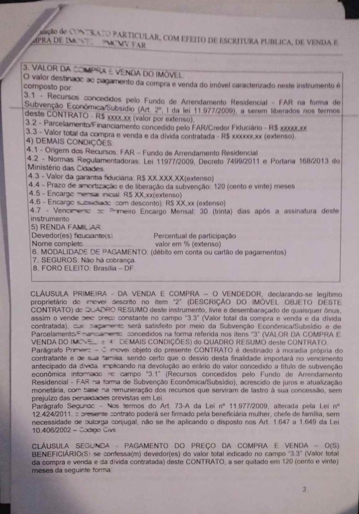 A única documentação que alguns moradores receberam foram cópias de modelos de contrato do Minha Casa, Minha Vida, sem informações. Foto: Jessica Mota/Agência Pública